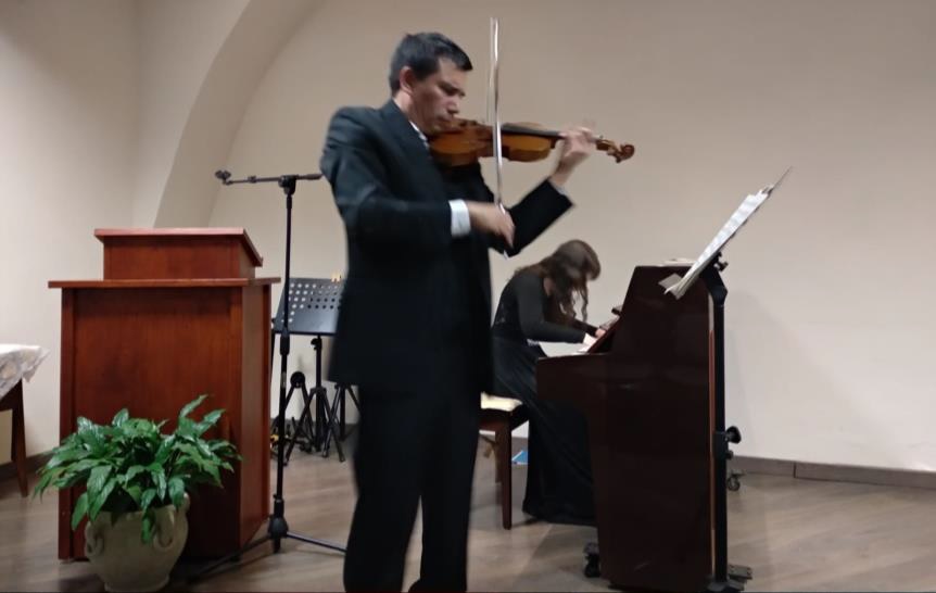 The Elias duo in concerto ad Il Faro (video)